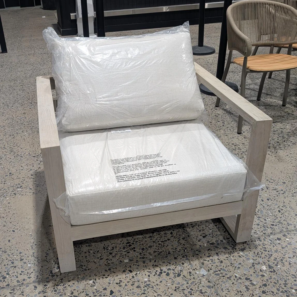 Genève fauteuil en teck blanchi et coussin crème - Démonstrateur avec imperfections
